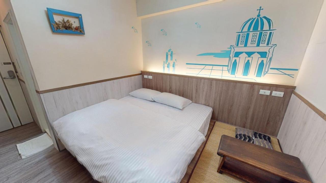 Love Feng Jia Apartment Hotel Taichung Exteriör bild