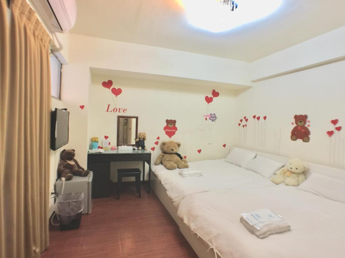 Love Feng Jia Apartment Hotel Taichung Exteriör bild