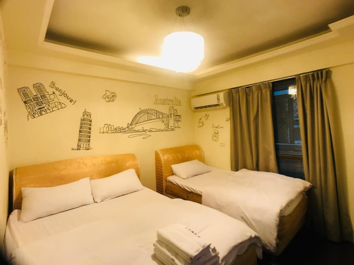 Love Feng Jia Apartment Hotel Taichung Exteriör bild