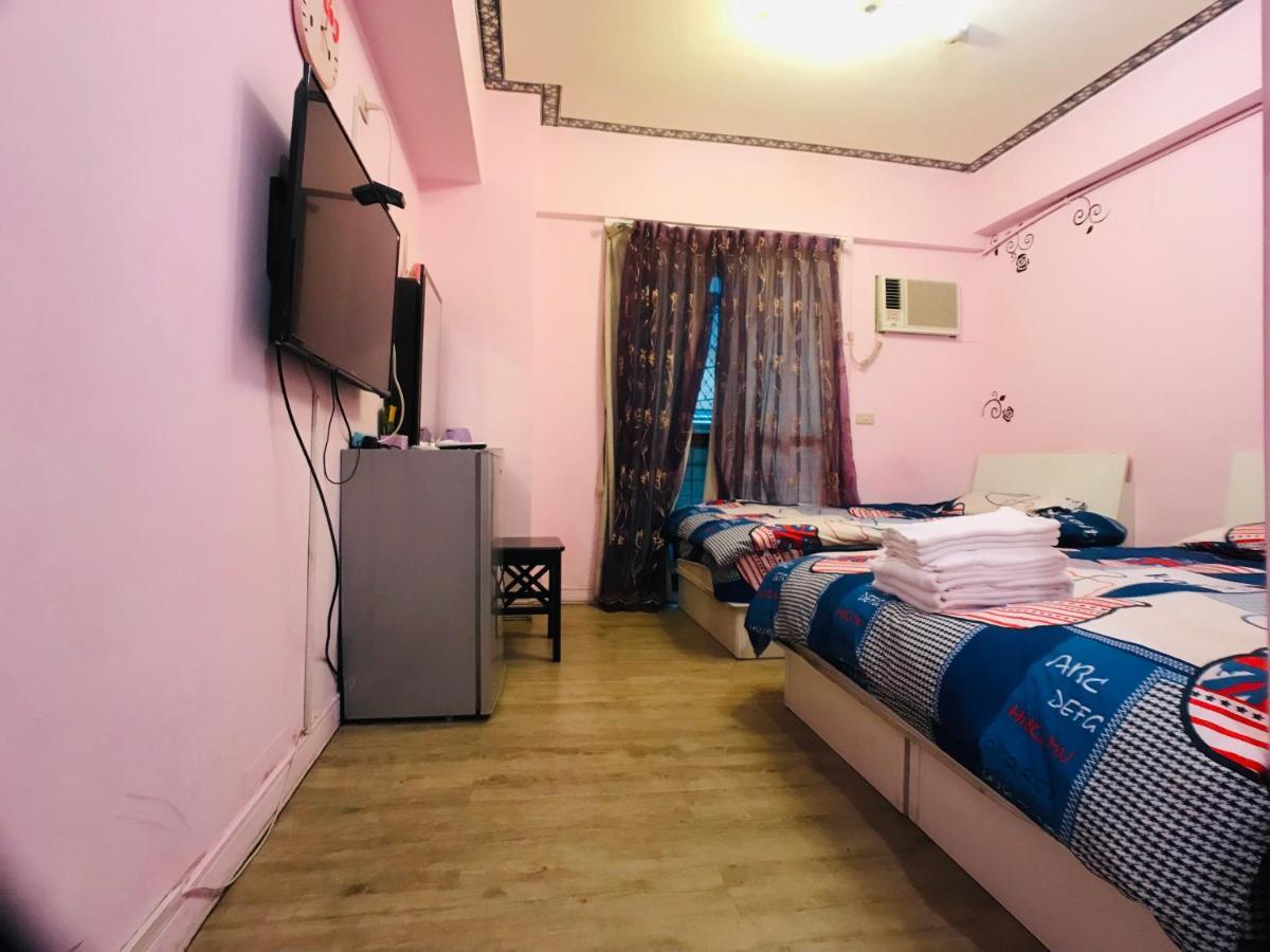Love Feng Jia Apartment Hotel Taichung Exteriör bild
