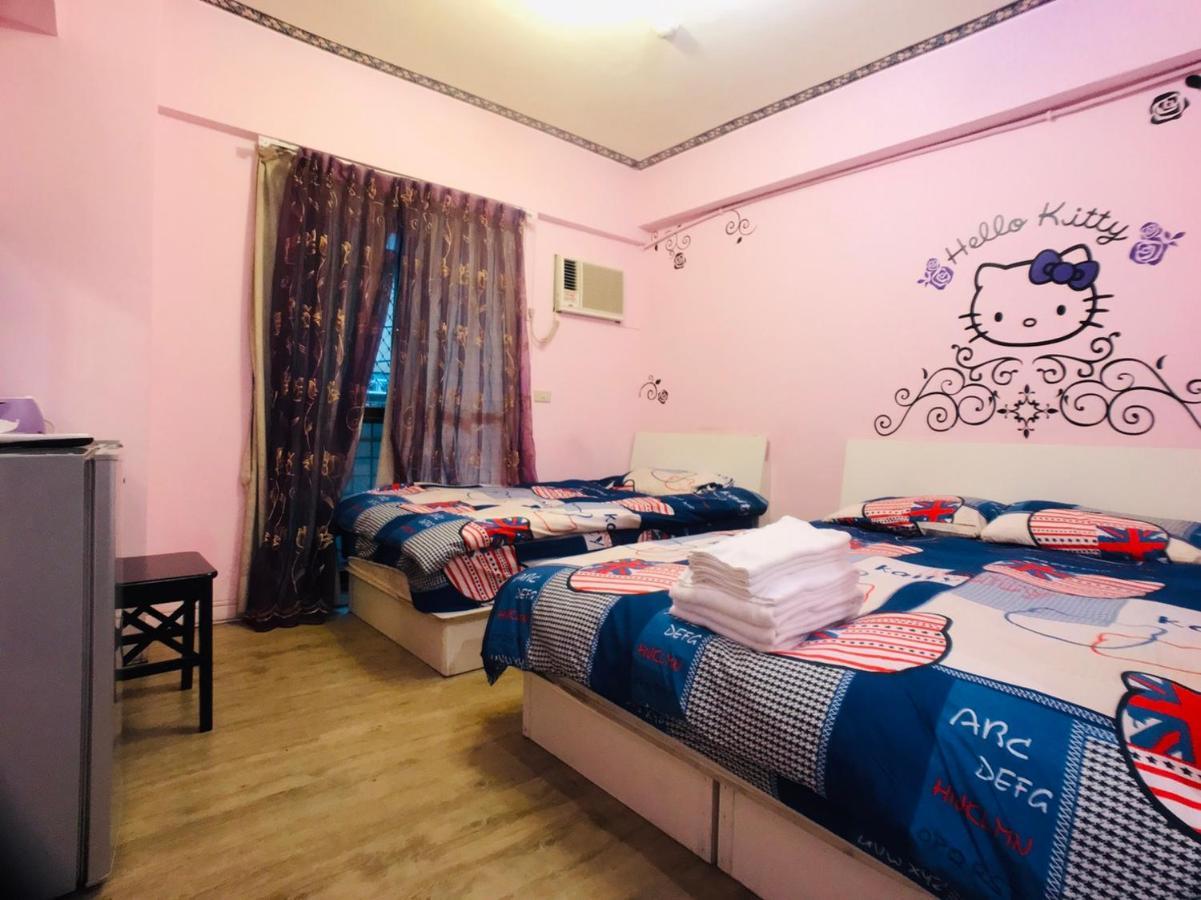 Love Feng Jia Apartment Hotel Taichung Exteriör bild